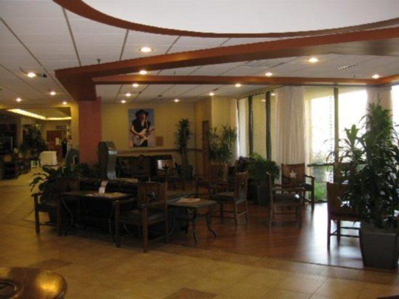 Wyndham Garden Hotel Austin Exterior photo